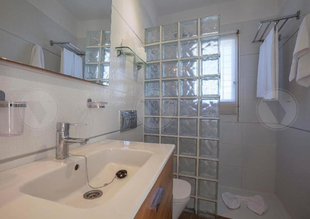 Apartamentos Malibu Park — Hotel rooms in Costa Adeje, Canary Islands