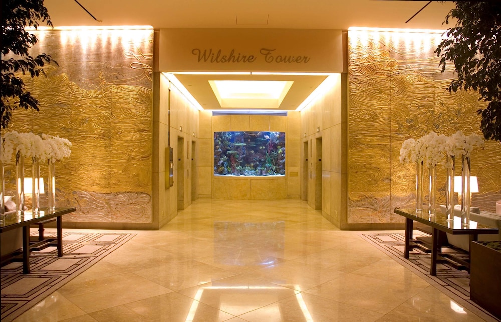 The Beverly Hilton — Hotel building in Beverly Hills, California
