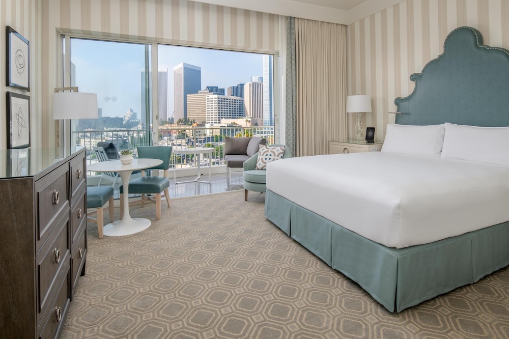 The Beverly Hilton — Hotel rooms in Beverly Hills, California