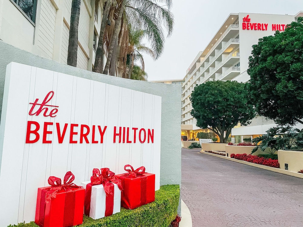 The Beverly Hilton — Hotel building in Beverly Hills, California