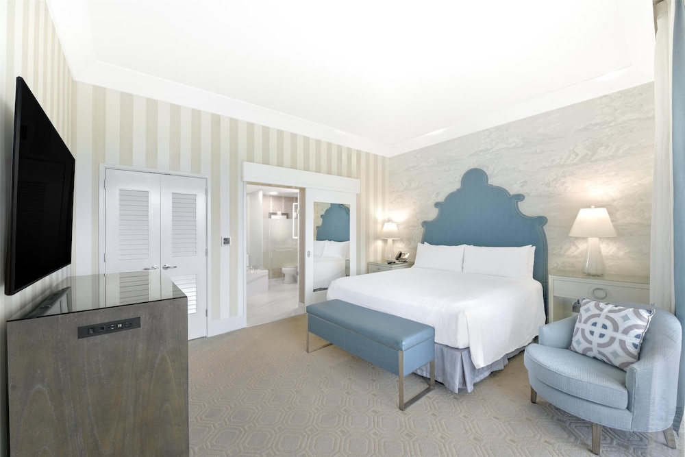 The Beverly Hilton — Hotel rooms in Beverly Hills, California