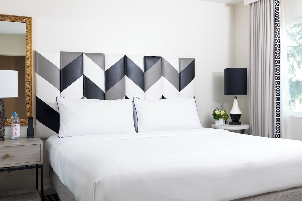 Chamberlain West Hollywood — Hotel rooms in West Hollywood, California