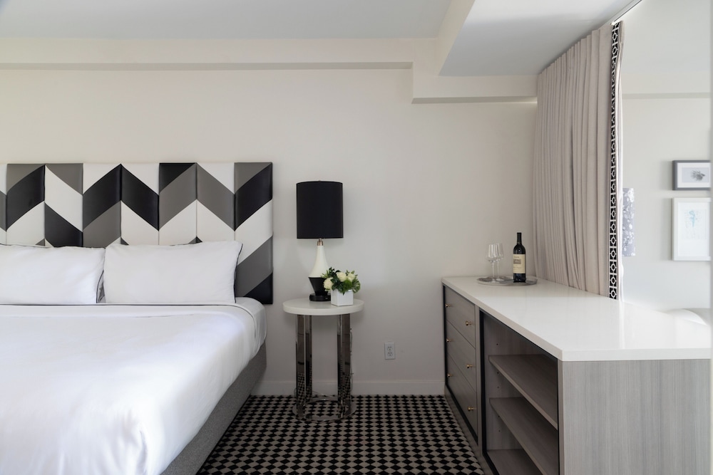 Chamberlain West Hollywood — Hotel rooms in West Hollywood, California