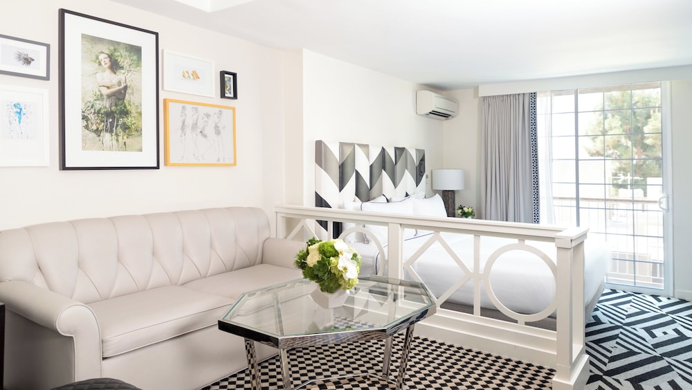 Chamberlain West Hollywood — Hotel rooms in West Hollywood, California