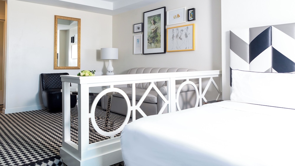Chamberlain West Hollywood — Hotel rooms in West Hollywood, California