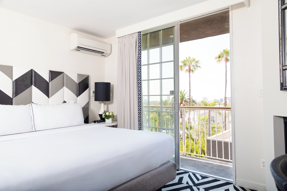 Chamberlain West Hollywood — Hotel rooms in West Hollywood, California