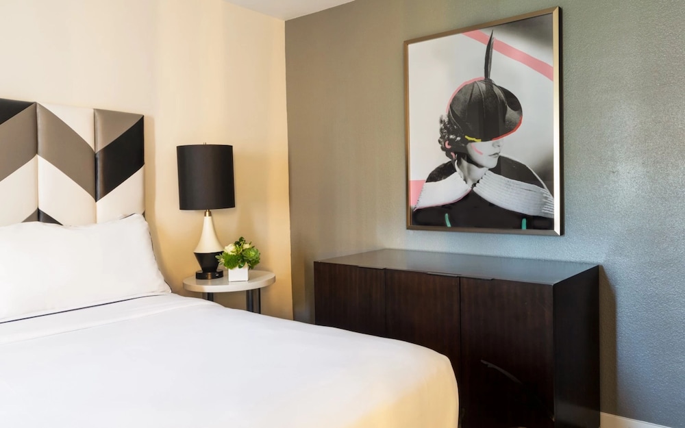 Chamberlain West Hollywood — Hotel rooms in West Hollywood, California