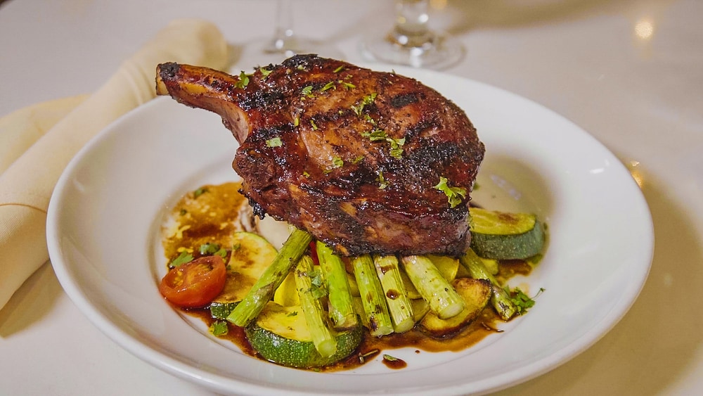 The Commerce Casino & Hotel — Restaurant & bars in Los Angeles, California
