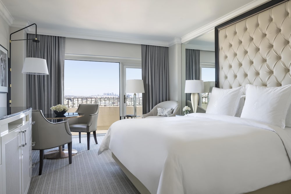 Four Seasons Los Angeles at Beverly Hills — Hotel rooms in Los Angeles, California