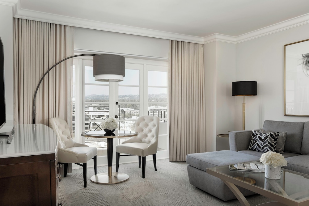 Four Seasons Los Angeles at Beverly Hills — Hotel rooms in Los Angeles, California