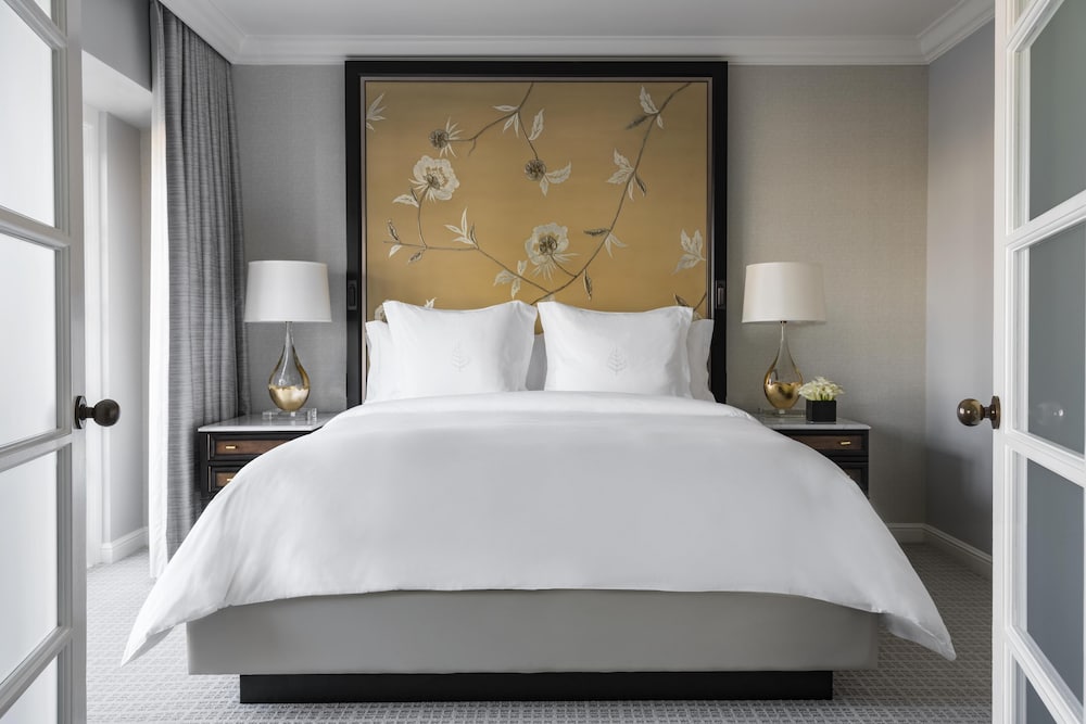 Four Seasons Los Angeles at Beverly Hills — Hotel rooms in Los Angeles, California