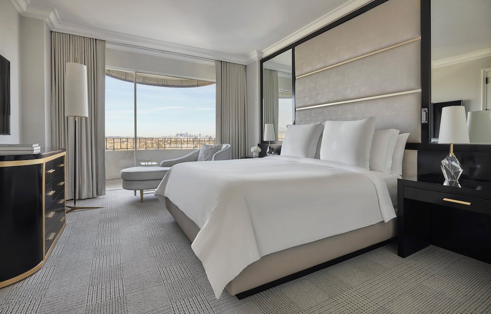 Four Seasons Los Angeles at Beverly Hills — Hotel rooms in Los Angeles, California