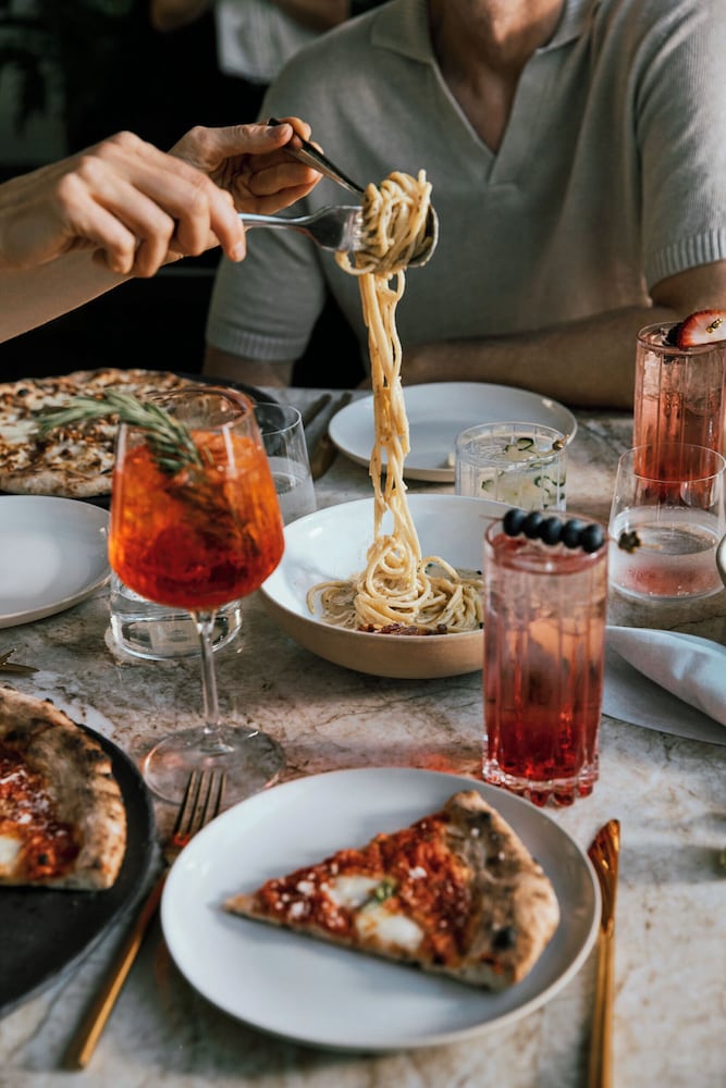 Four Seasons Los Angeles at Beverly Hills — Restaurant & bars in Los Angeles, California