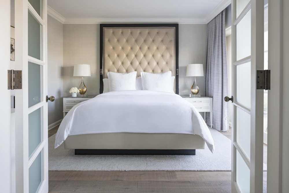 Four Seasons Los Angeles at Beverly Hills — Hotel rooms in Los Angeles, California