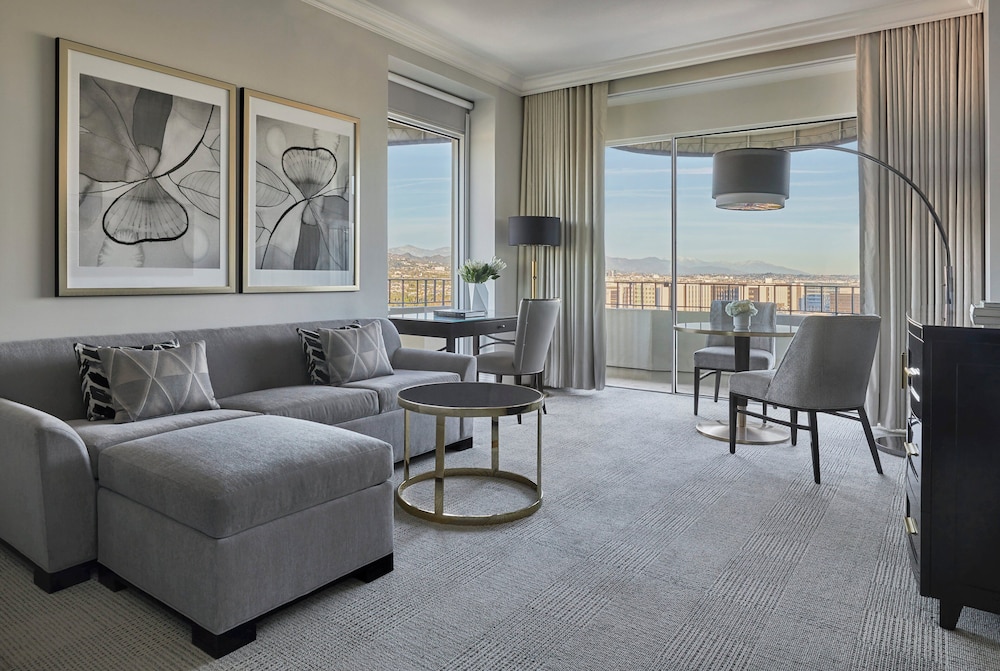 Four Seasons Los Angeles at Beverly Hills — Hotel rooms in Los Angeles, California