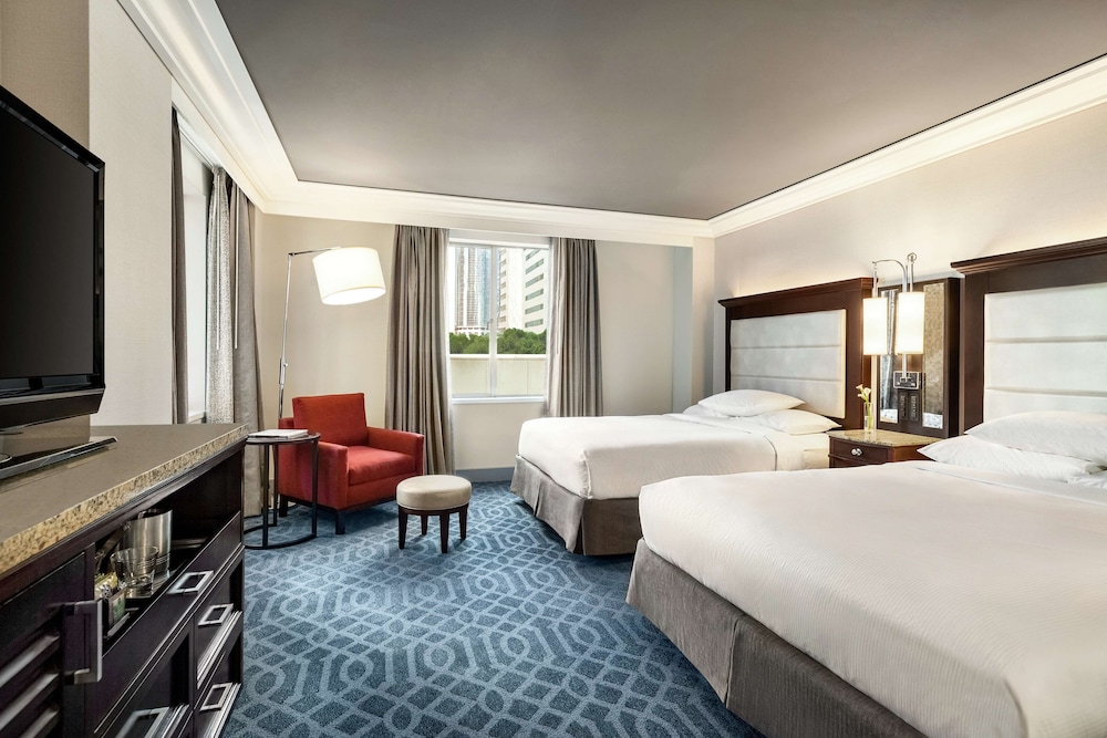 Hilton Checkers Los Angeles — Hotel rooms in Los Angeles, California