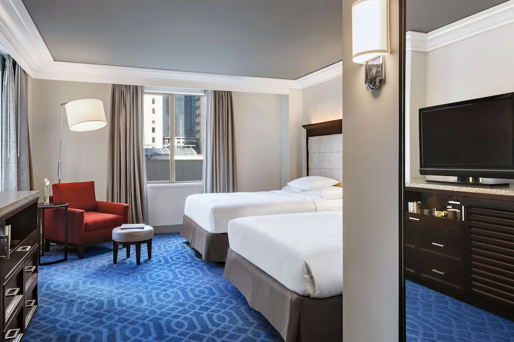 Hilton Checkers Los Angeles — Hotel rooms in Los Angeles, California
