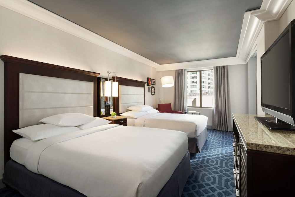 Hilton Checkers Los Angeles — Hotel rooms in Los Angeles, California