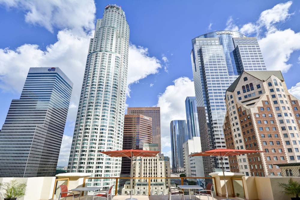 Hilton Checkers Los Angeles — Attractions in the area in Los Angeles, California