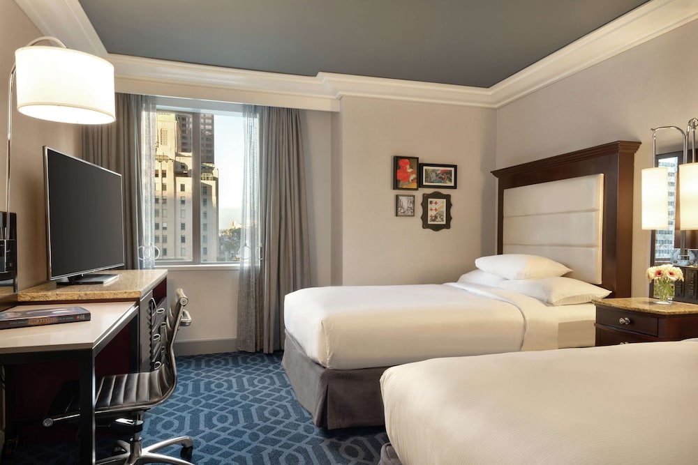 Hilton Checkers Los Angeles — Hotel rooms in Los Angeles, California