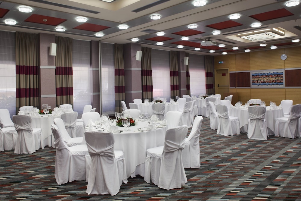 Crowne Plaza Athens City Centre by IHG — Restaurant & bars in Athens, Attica