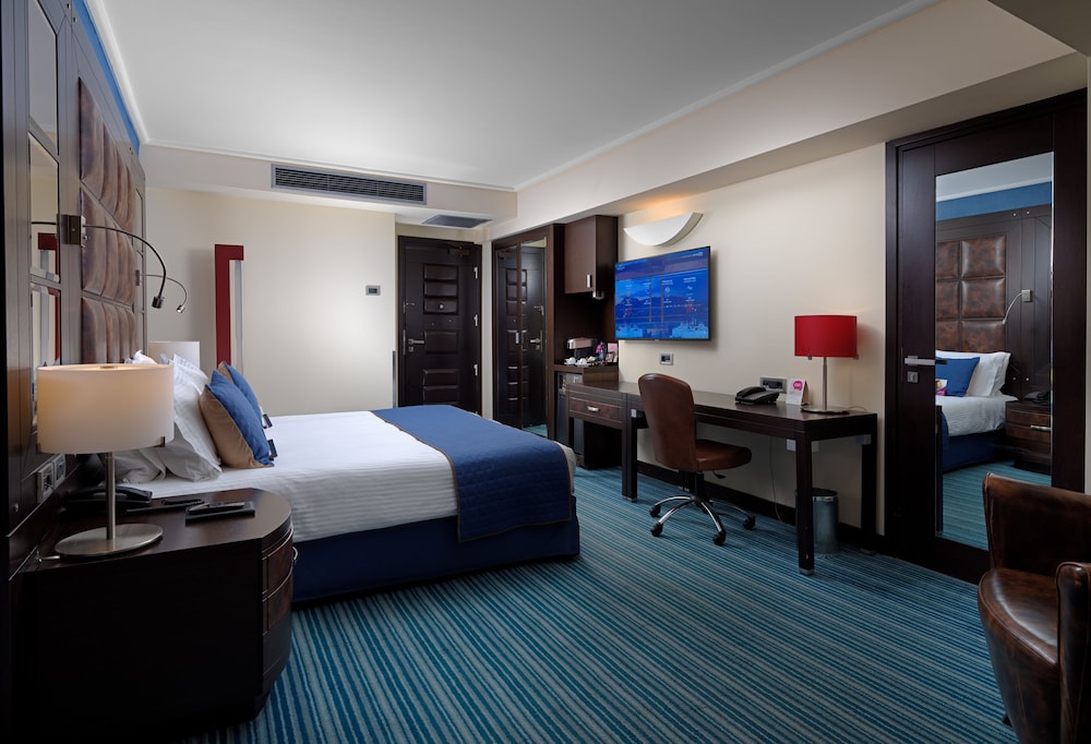 Crowne Plaza Athens City Centre by IHG — Hotel rooms in Athens, Attica