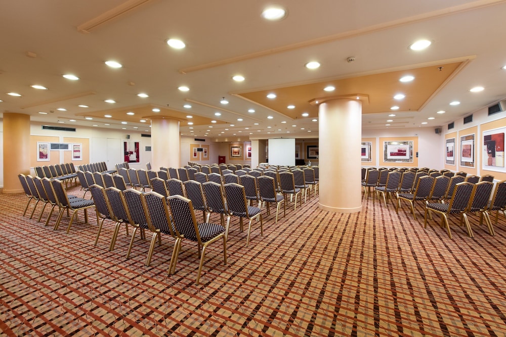 Crowne Plaza Athens City Centre by IHG — Hotel building in Athens, Attica