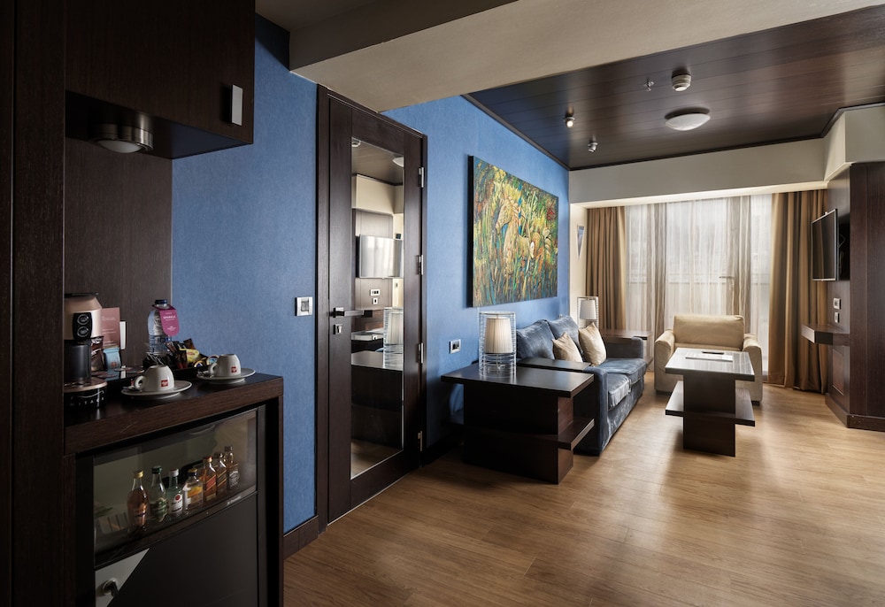 Crowne Plaza Athens City Centre by IHG — Hotel rooms in Athens, Attica