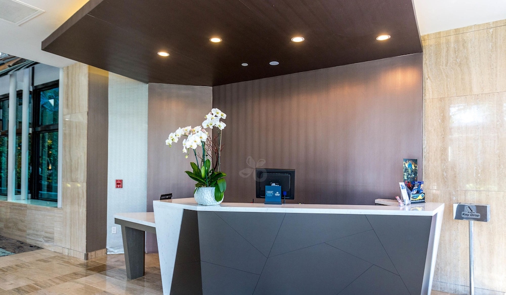 Hilton Los Angeles-Universal City — Hotel building in Universal City, California