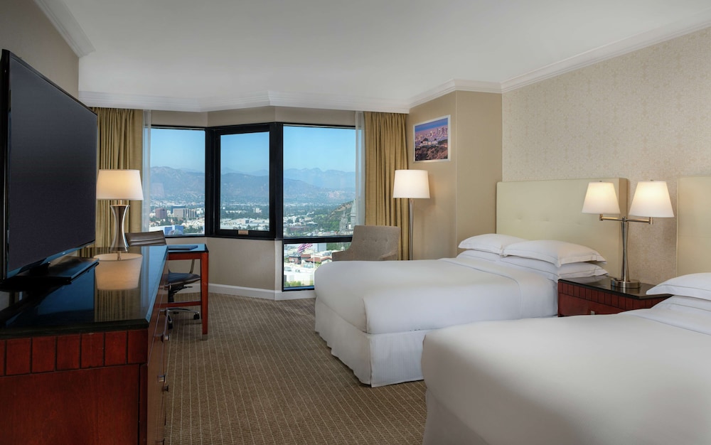 Hilton Los Angeles-Universal City — Hotel rooms in Universal City, California
