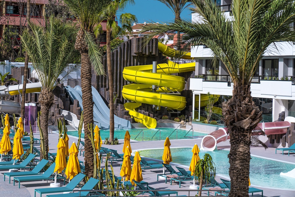 Spring Hotel Bitácora — Attractions for children in Playa de las Americas, Canary Islands