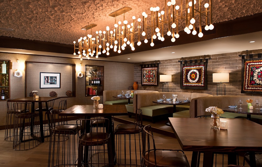 The Garland — Restaurant & bars in North Hollywood, California
