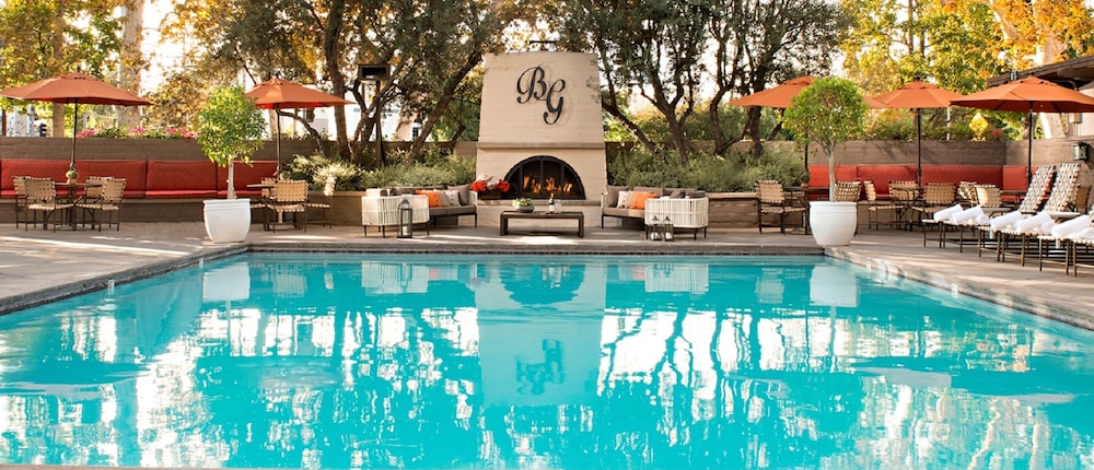 The Garland — Swimming pool in North Hollywood, California
