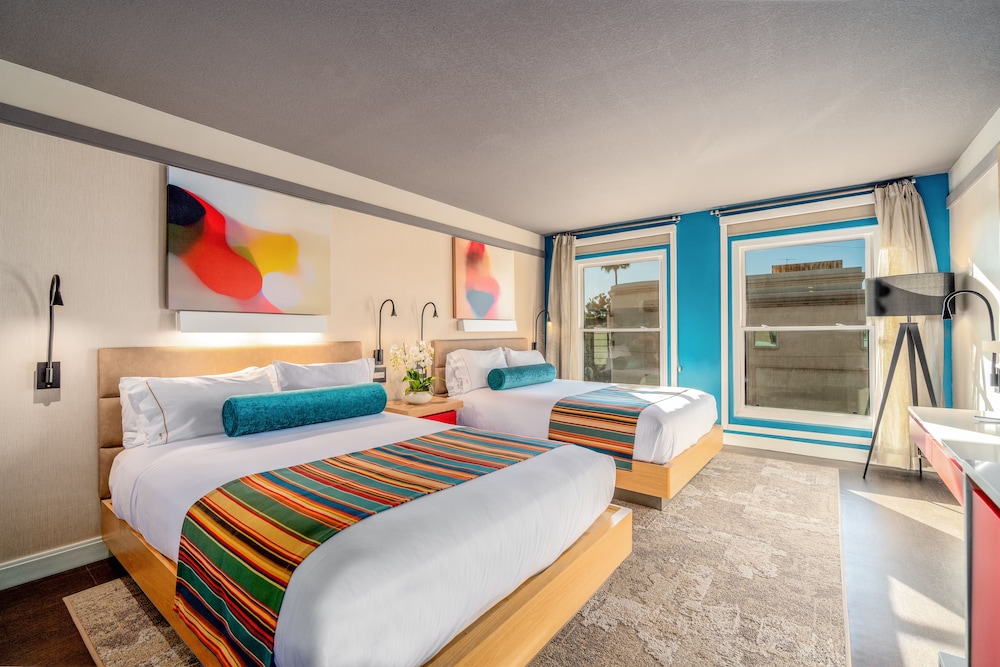 Century Park Hotel — Hotel rooms in Los Angeles, California