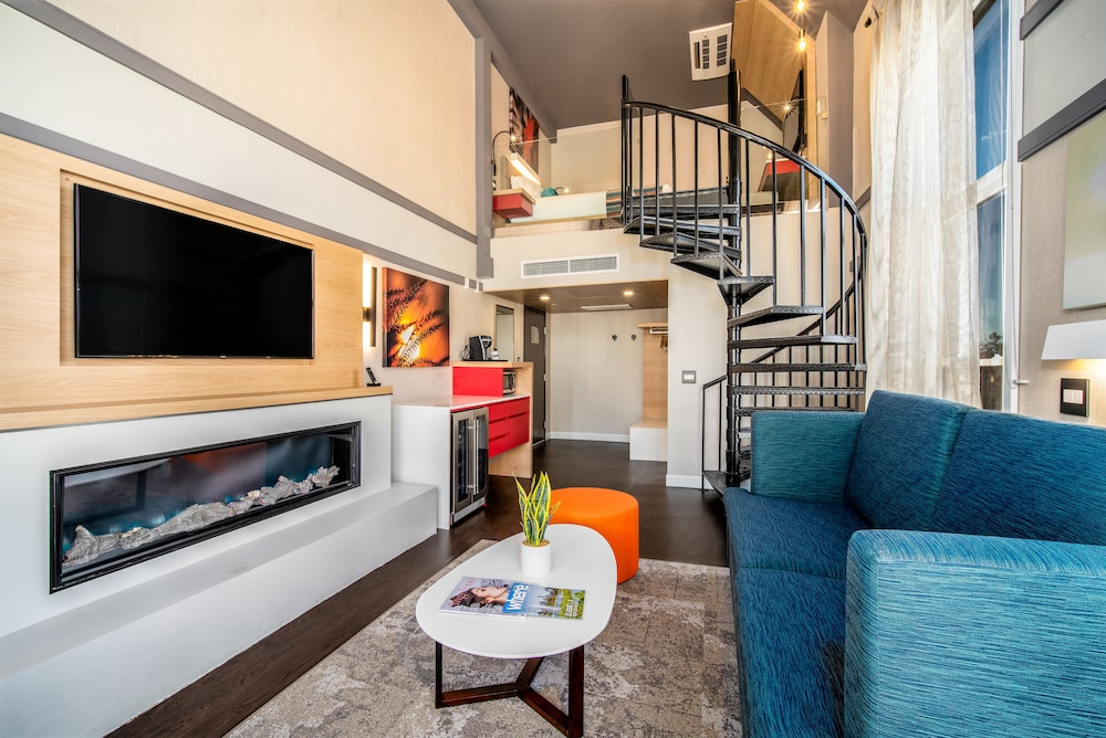 Century Park Hotel — Hotel rooms in Los Angeles, California