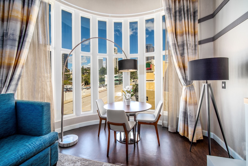 Century Park Hotel — Hotel rooms in Los Angeles, California