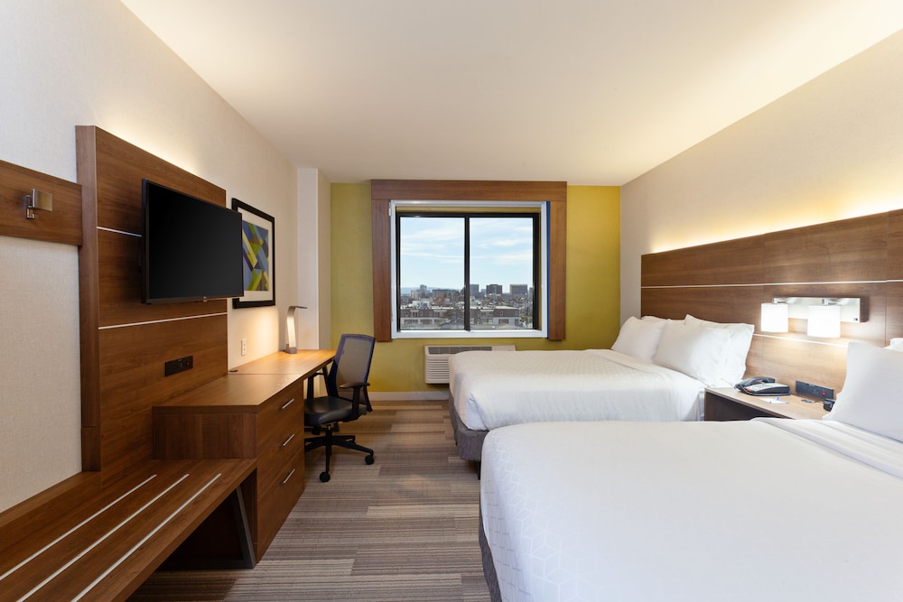 Holiday Inn Express Los Angeles Airport by IHG — Hotel rooms in Los Angeles, California