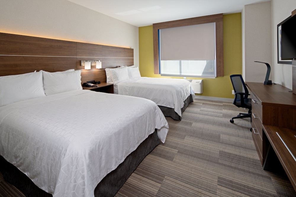 Holiday Inn Express Los Angeles Airport by IHG — Hotel rooms in Los Angeles, California