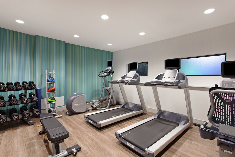 Holiday Inn Express West Los Angeles by IHG — Sports & recreation in Los Angeles, California