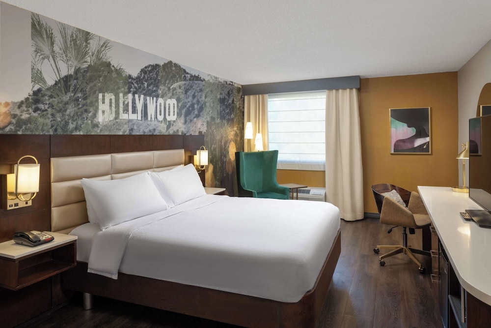 Hilton Garden Inn Los Angeles/Hollywood — Hotel rooms in Los Angeles, California