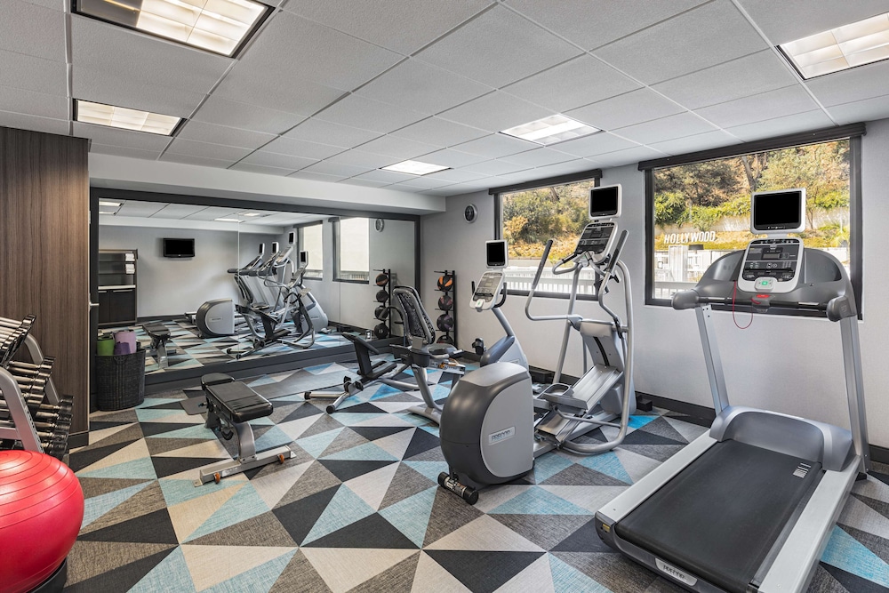 Hilton Garden Inn Los Angeles/Hollywood — Sports & recreation in Los Angeles, California