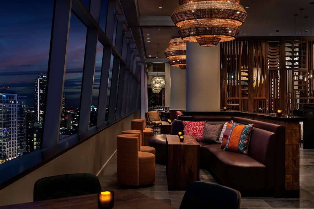 JW Marriott Los Angeles L.A. LIVE — Restaurant & bars in Los Angeles, California