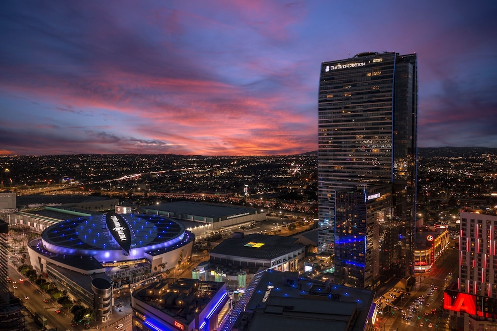 JW Marriott Los Angeles L.A. LIVE — Attractions in the area in Los Angeles, California