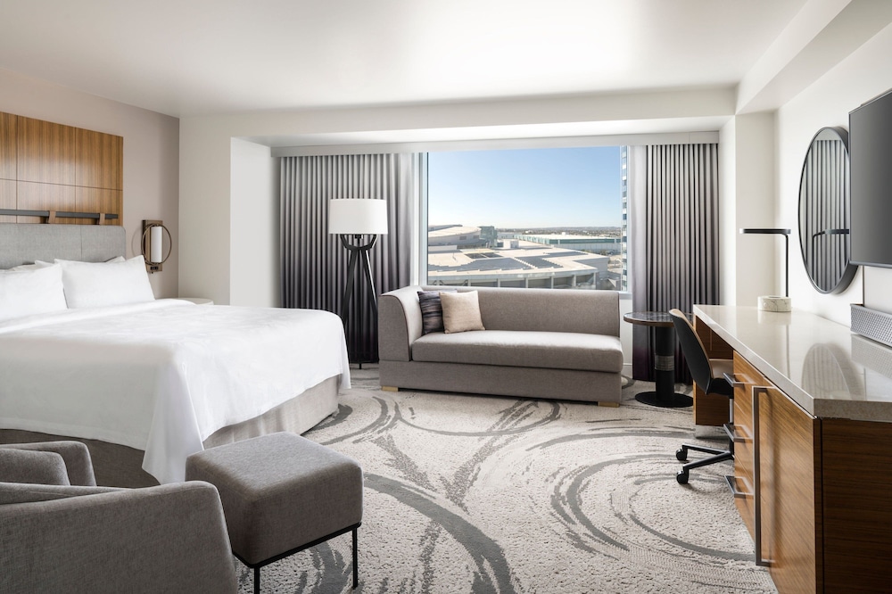 JW Marriott Los Angeles L.A. LIVE — Hotel rooms in Los Angeles, California