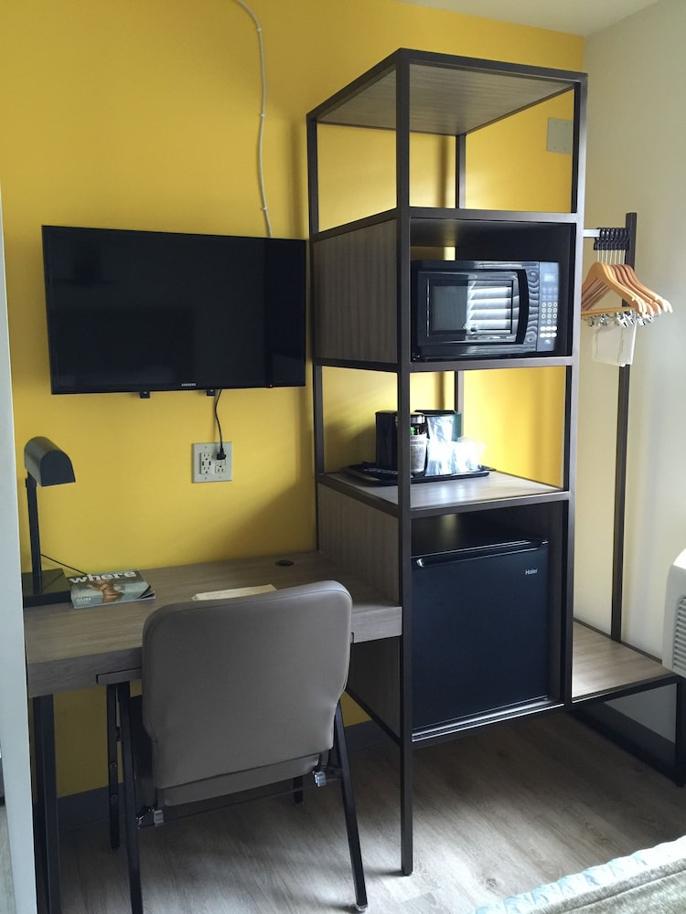 Kawada Hotel — Hotel rooms in Los Angeles, California