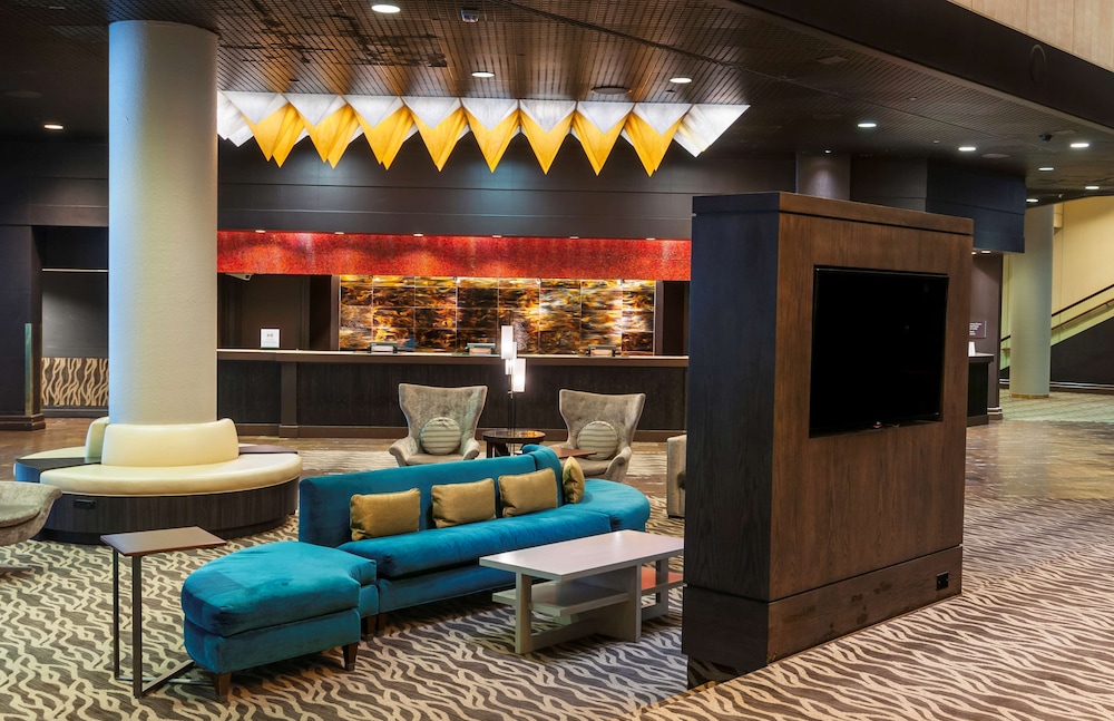 DoubleTree by Hilton Hotel Los Angeles Downtown — Hotel building in Los Angeles, California