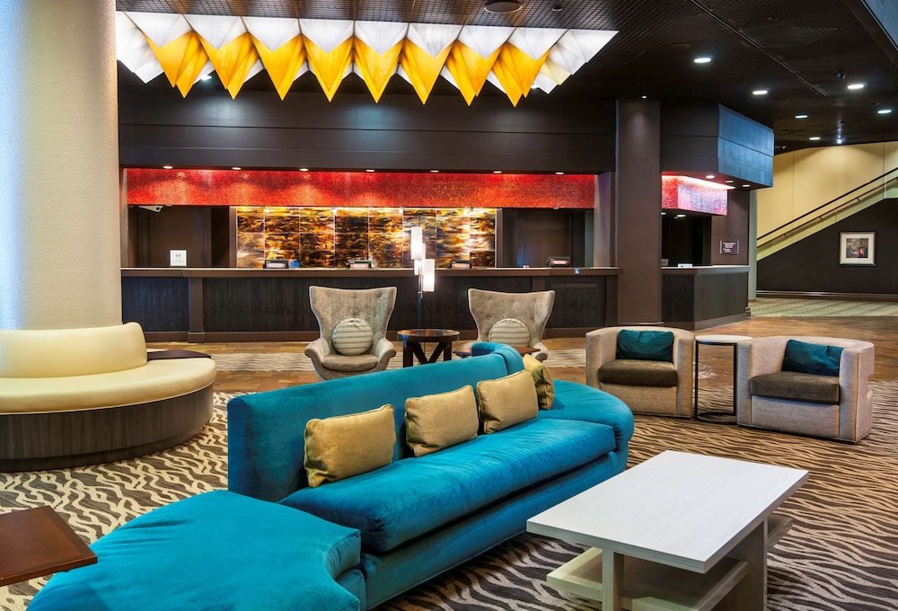 DoubleTree by Hilton Hotel Los Angeles Downtown — Hotel building in Los Angeles, California