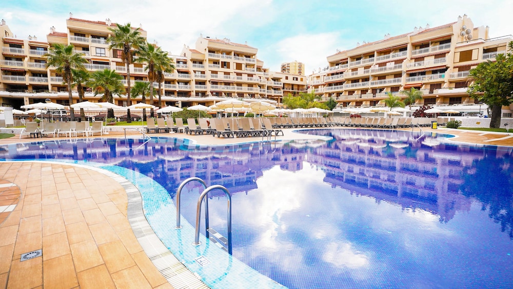 Coral Compostela Beach — Swimming pool in Playa de las Americas, Canary Islands