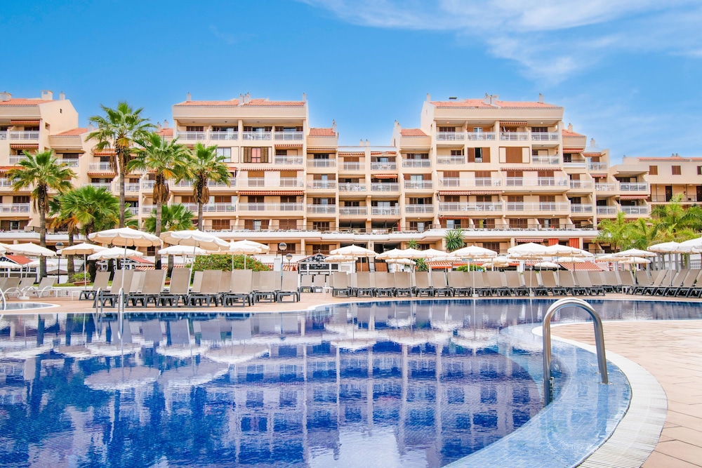 Coral Compostela Beach — Swimming pool in Playa de las Americas, Canary Islands