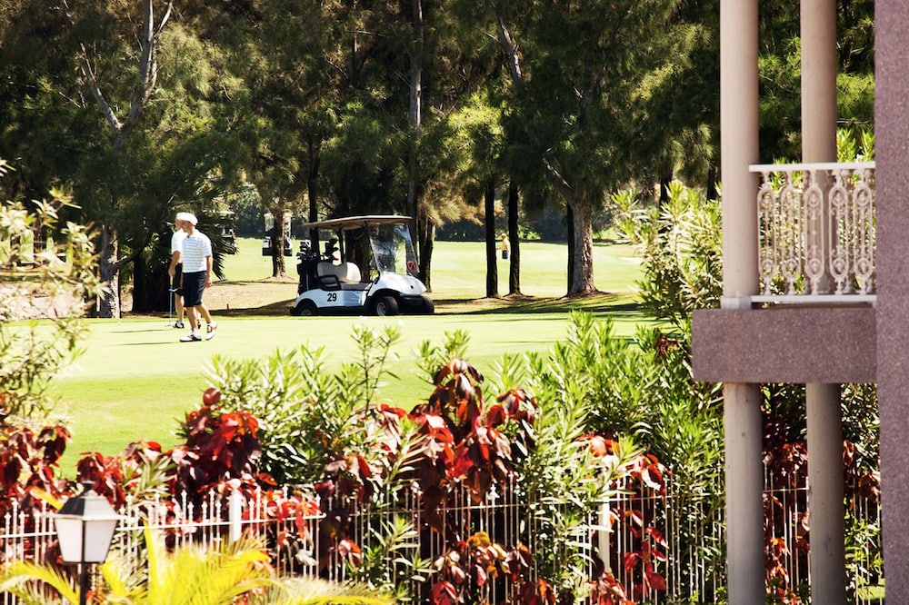 Coral Compostela Beach Golf — Sports & recreation in Playa de las Americas, Canary Islands